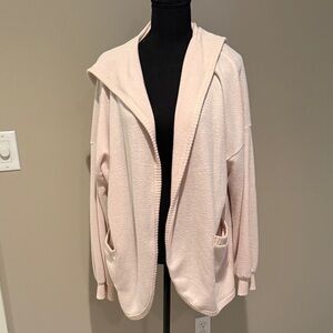 Luxurious Open-Front Bouclé Cardigan in Soft Blush